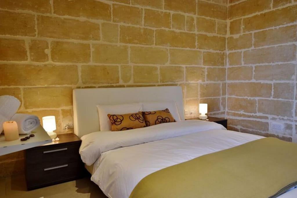 Vallettastay - Lucky Star Two Bedroom 403 Apartment *